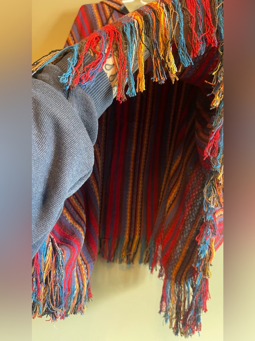 Handmade Woven Boho Hooded Poncho - Picture 6 of 10